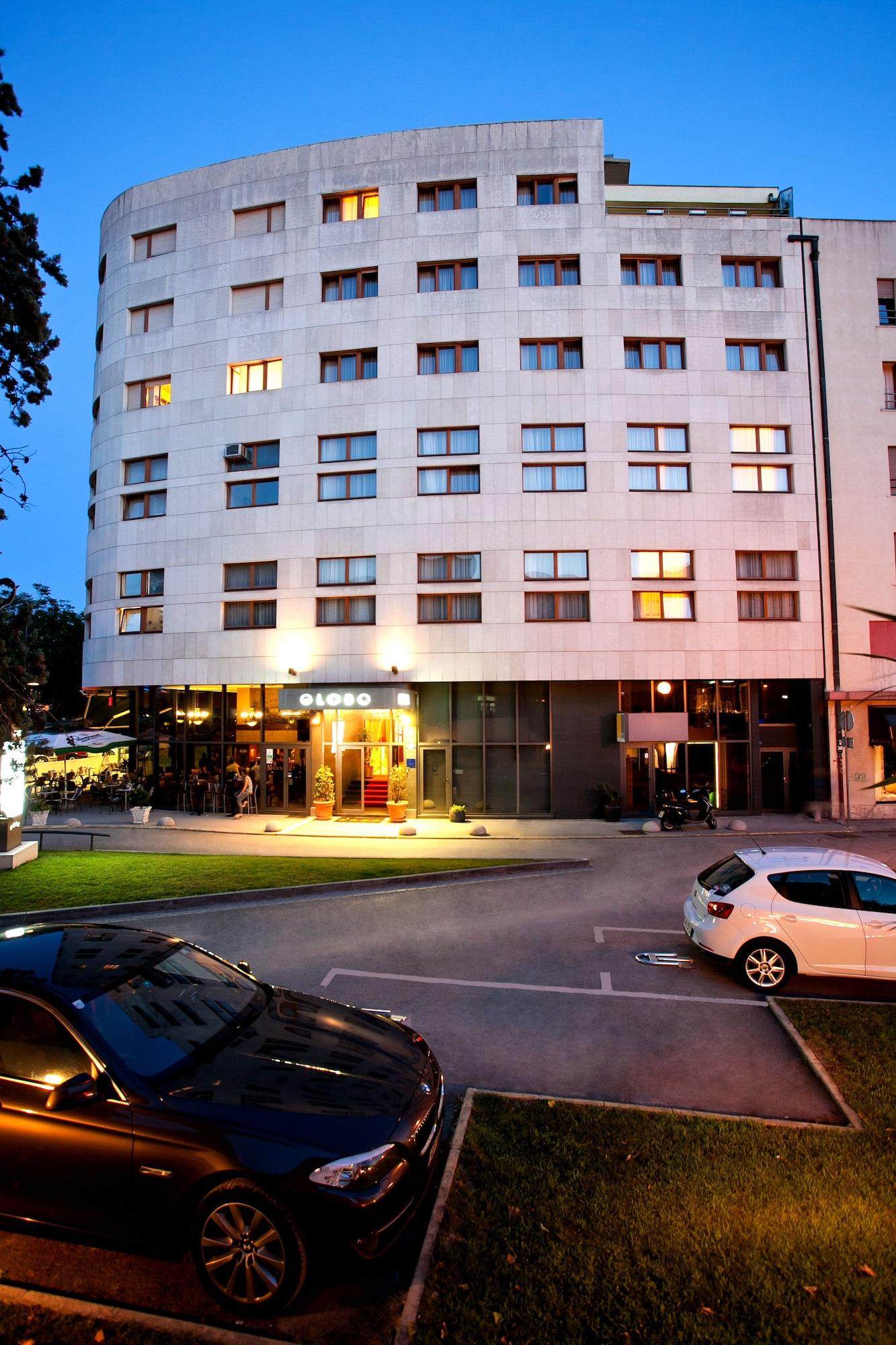 Vista Exterior Hotel Globo