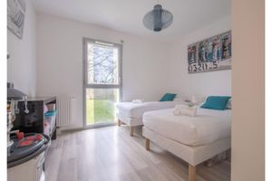 Alquiler Vacacional - Spacious accommodation, private garden 1200m from Léa baule beach