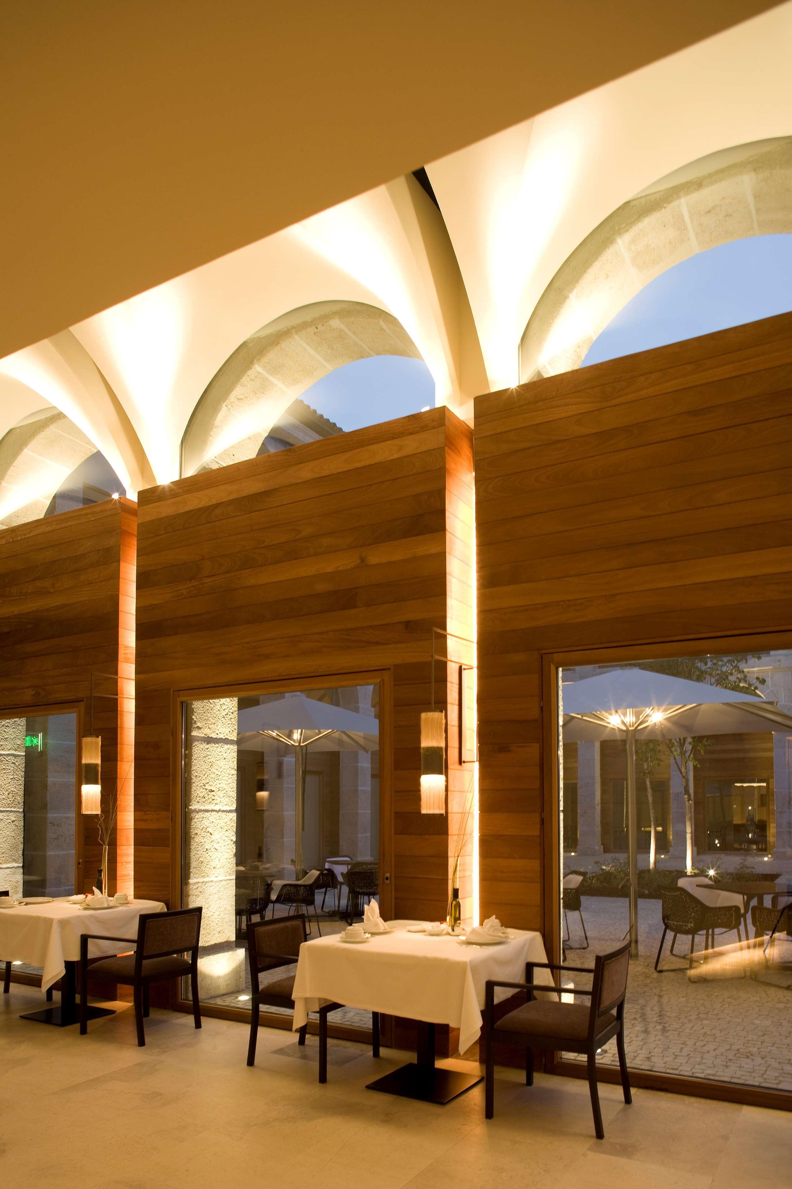 Restaurant Parador De Alcala