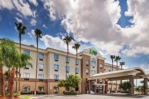 Alojamiento - Holiday Inn Express Hotel & Suites Pharr by IHG