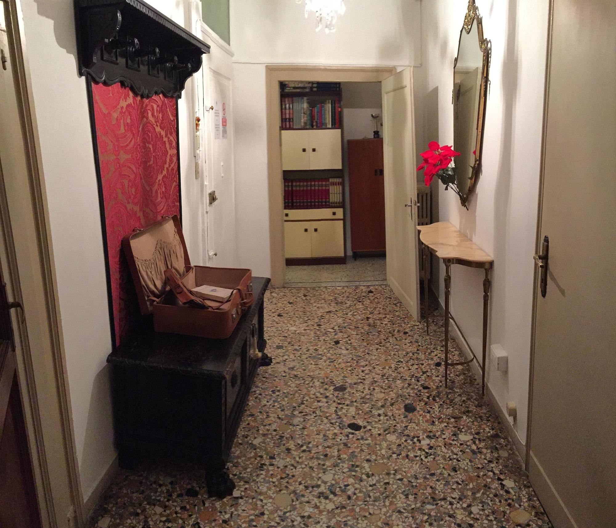 Varios Princess Guest House