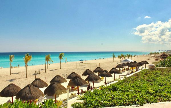 Condo in Ocean Front Resort - Hoteles en Zona Hotelera de Cancún