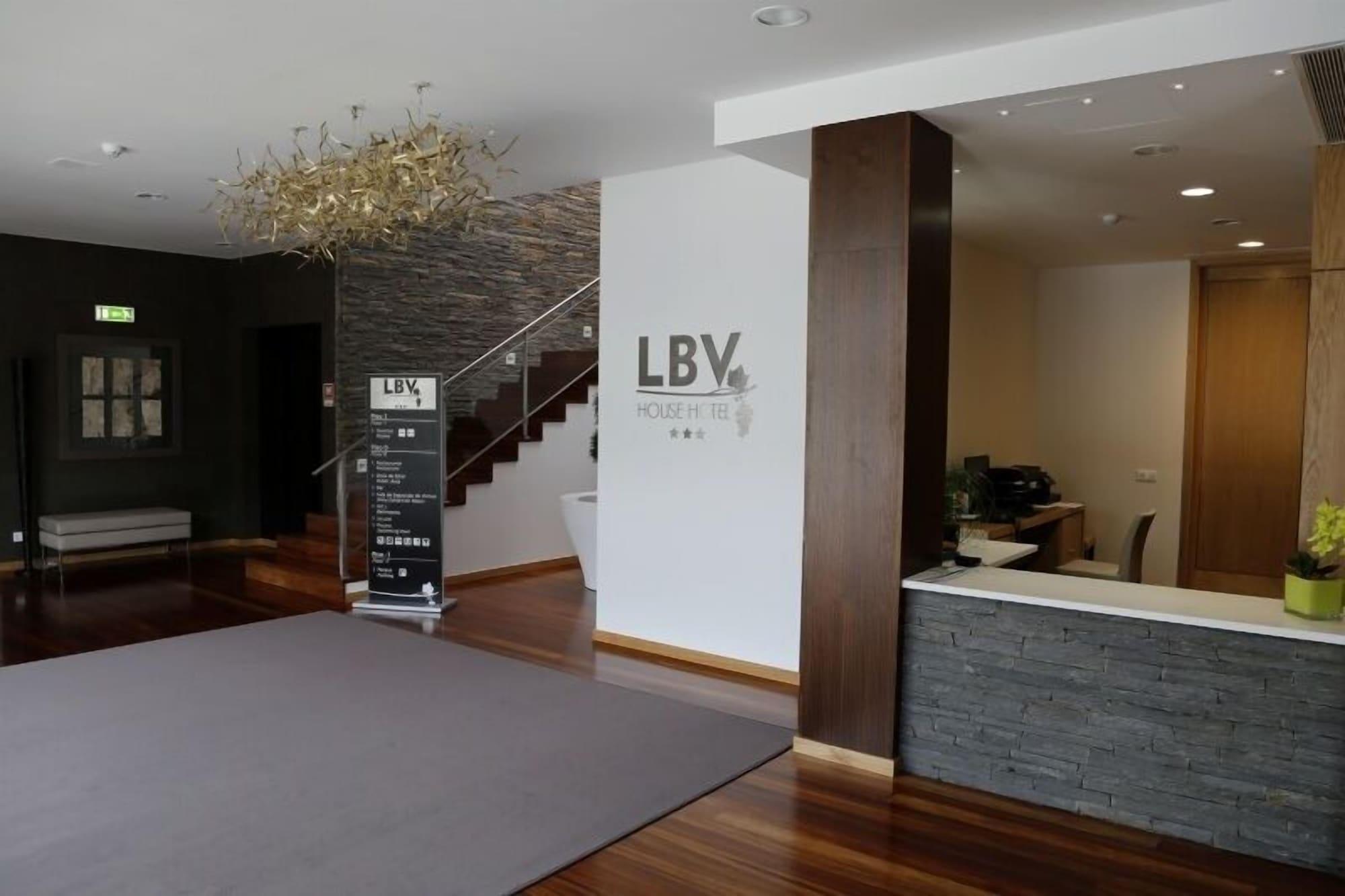Vista Lobby LBV House Hotel