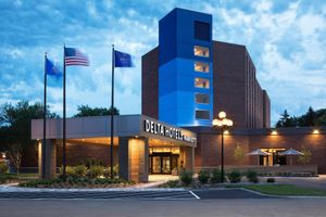 Alojamiento - Delta Hotels by Marriott Minneapolis Northeast