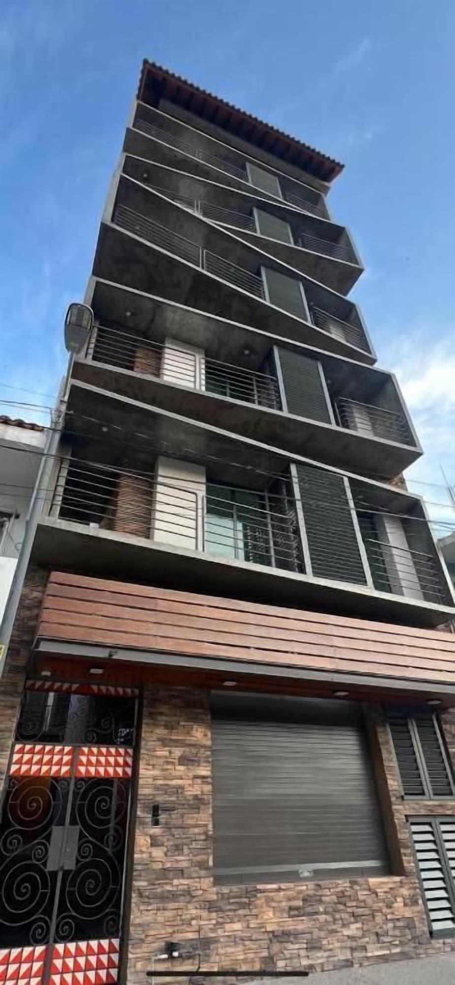 Vista Exterior Barrio Vallarta Suites