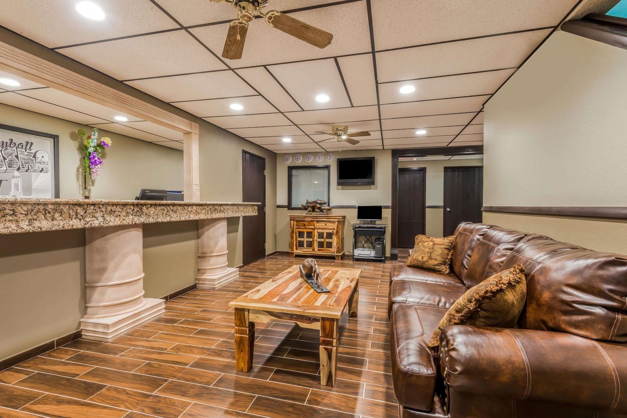 Vista Lobby Super 8 by Wyndham Kimball