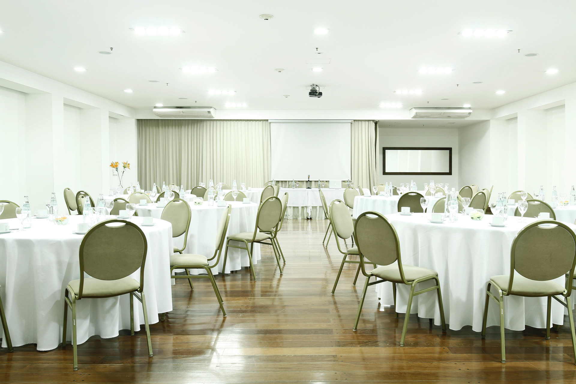 Sala de Reuniones Cyan Hotel de las Américas