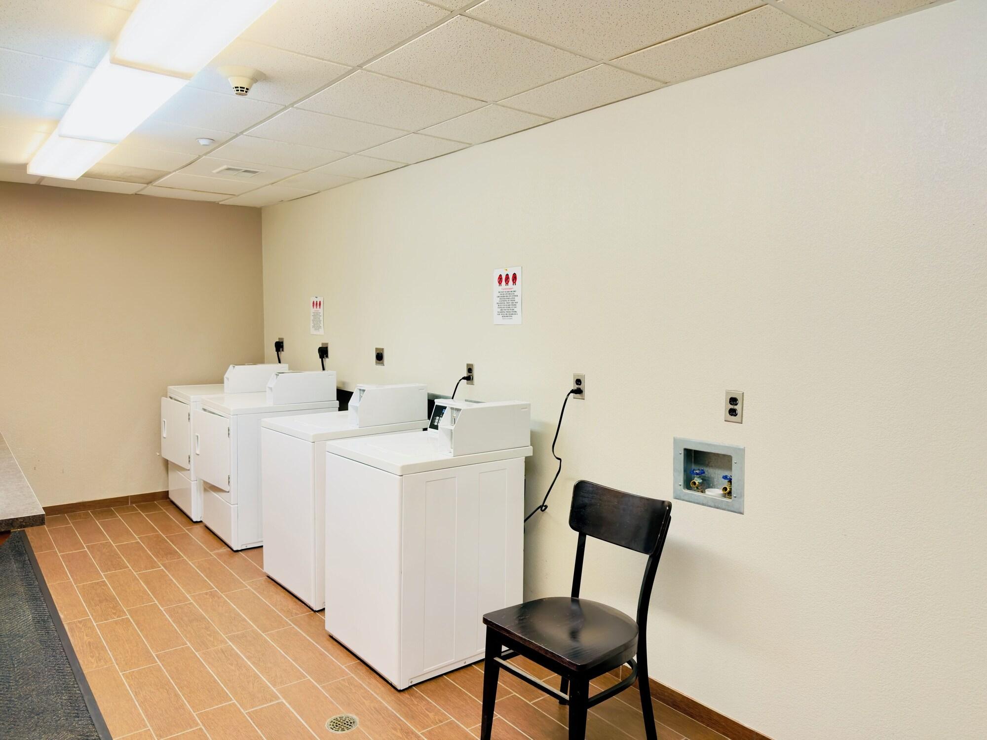 Comodidades del Alojamiento Black Gold Suites Tioga