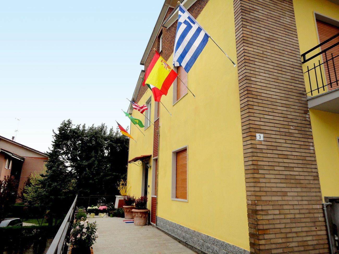 Vista Exterior Pavia Ostello