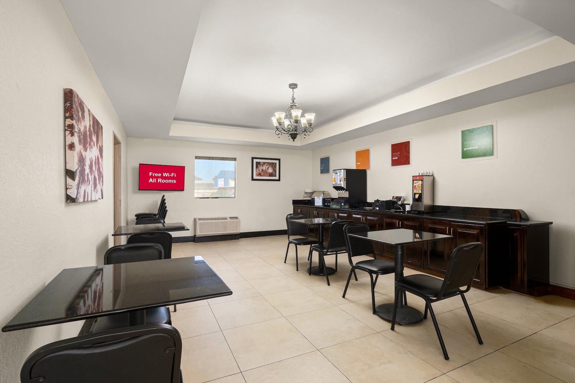 Restaurant Red Roof Inn Washington, NC