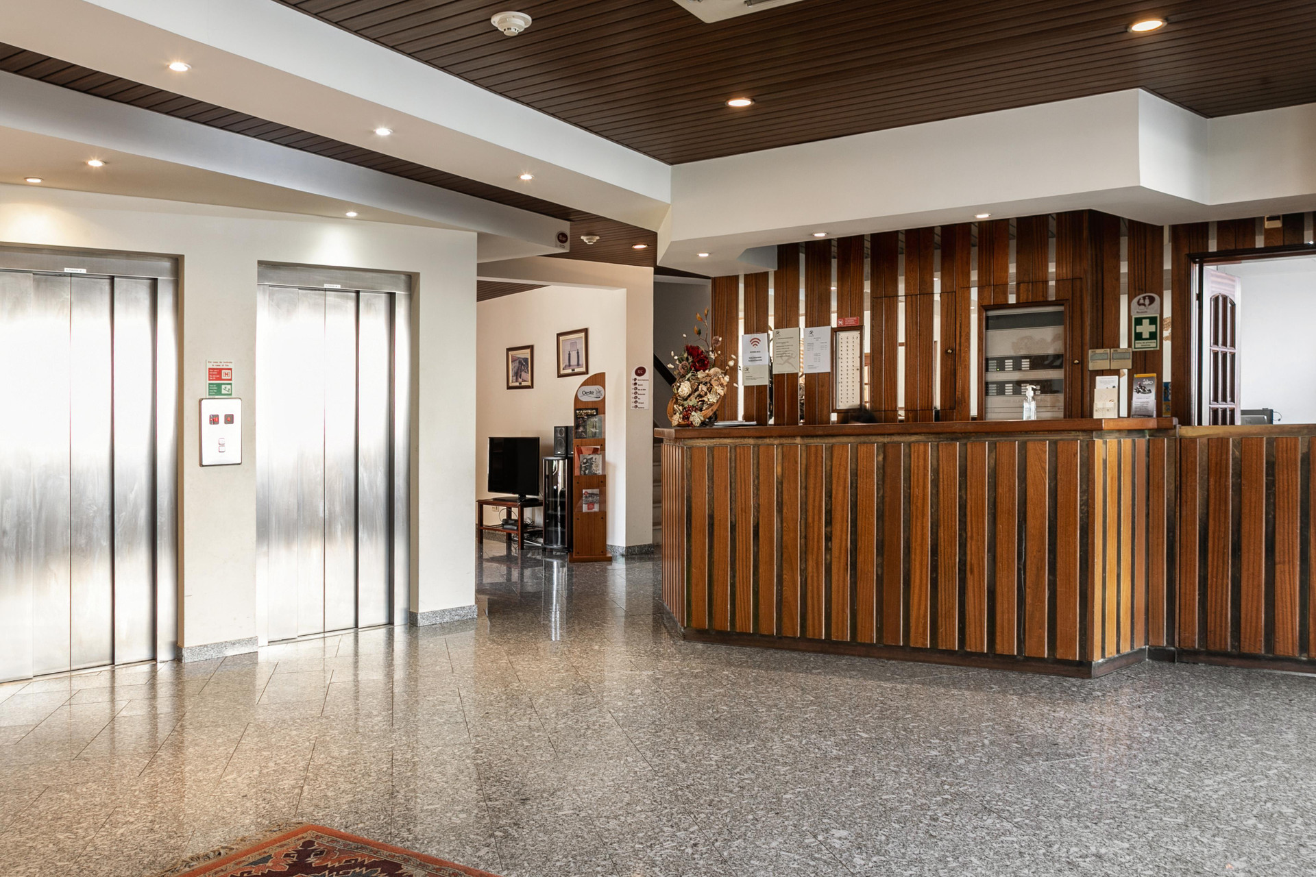 Vista Lobby Hotel Comendador
