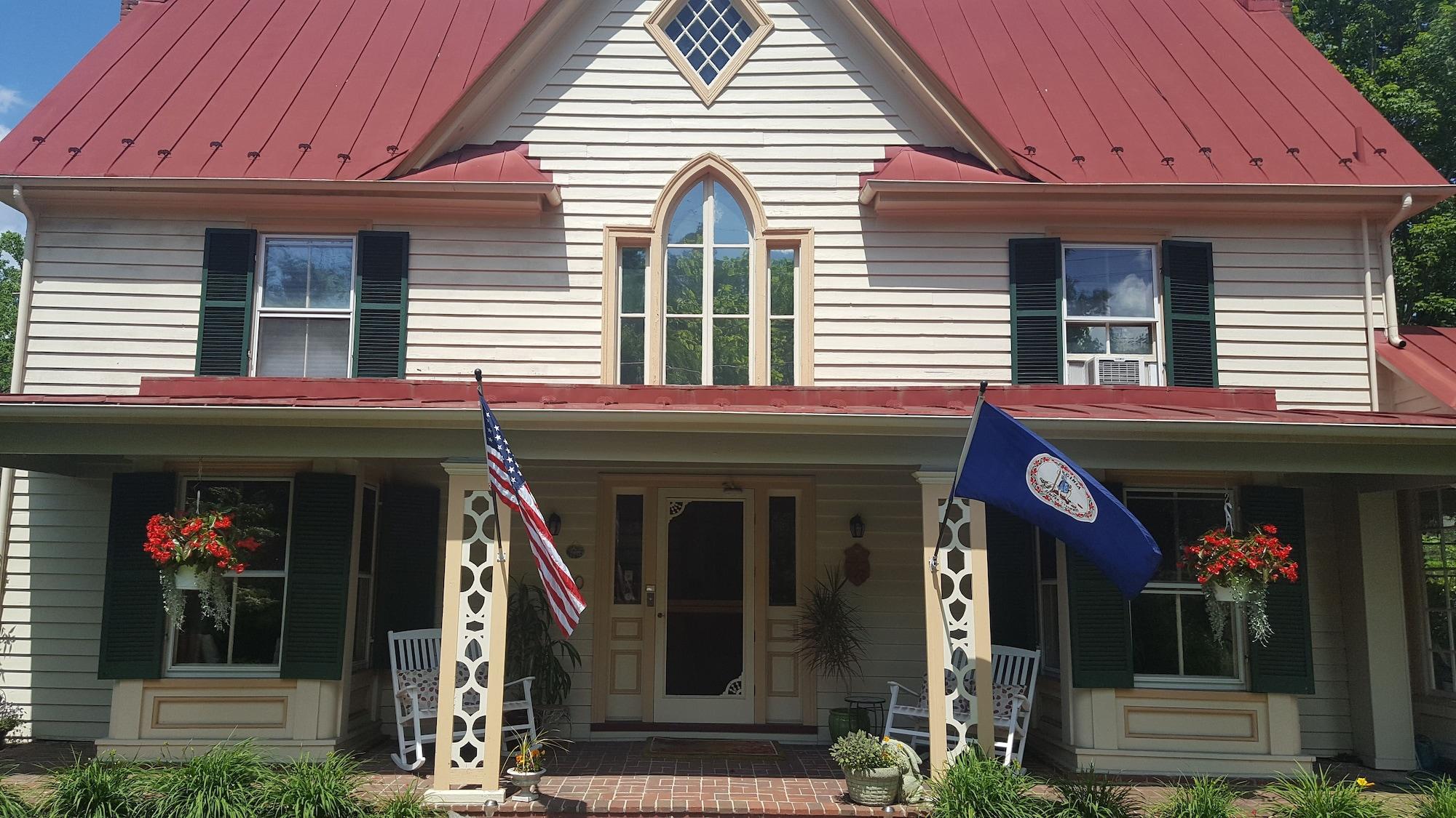 Vista Exterior Hummingbird Inn