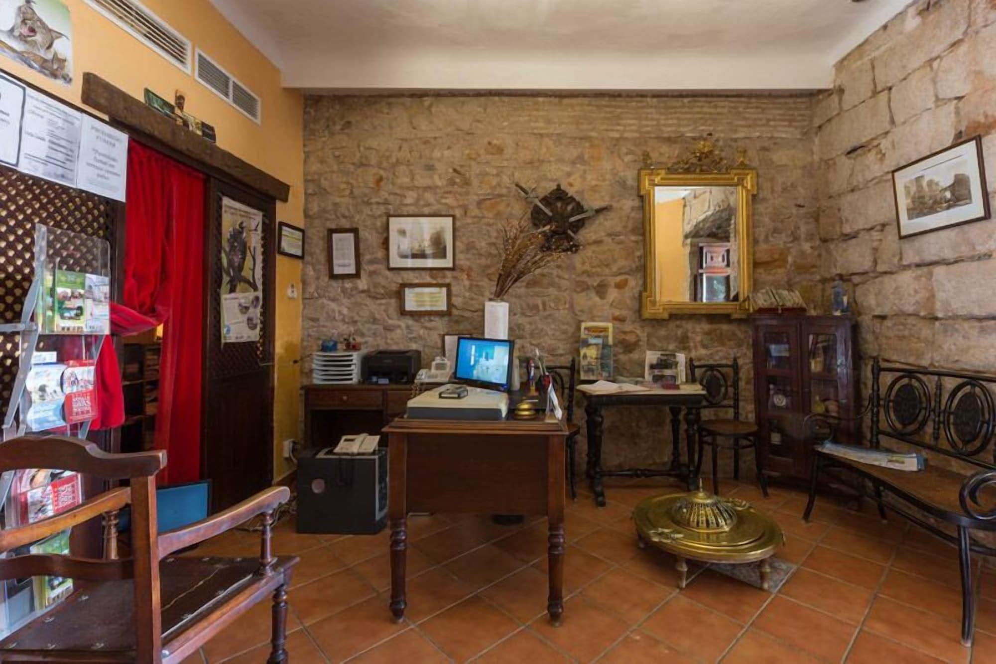 Vista Lobby Hotel Palacio Guzmanes