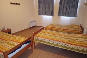 Alojamiento - Gite d'étape Benjamin sur le sentier Cathare (3-person room)