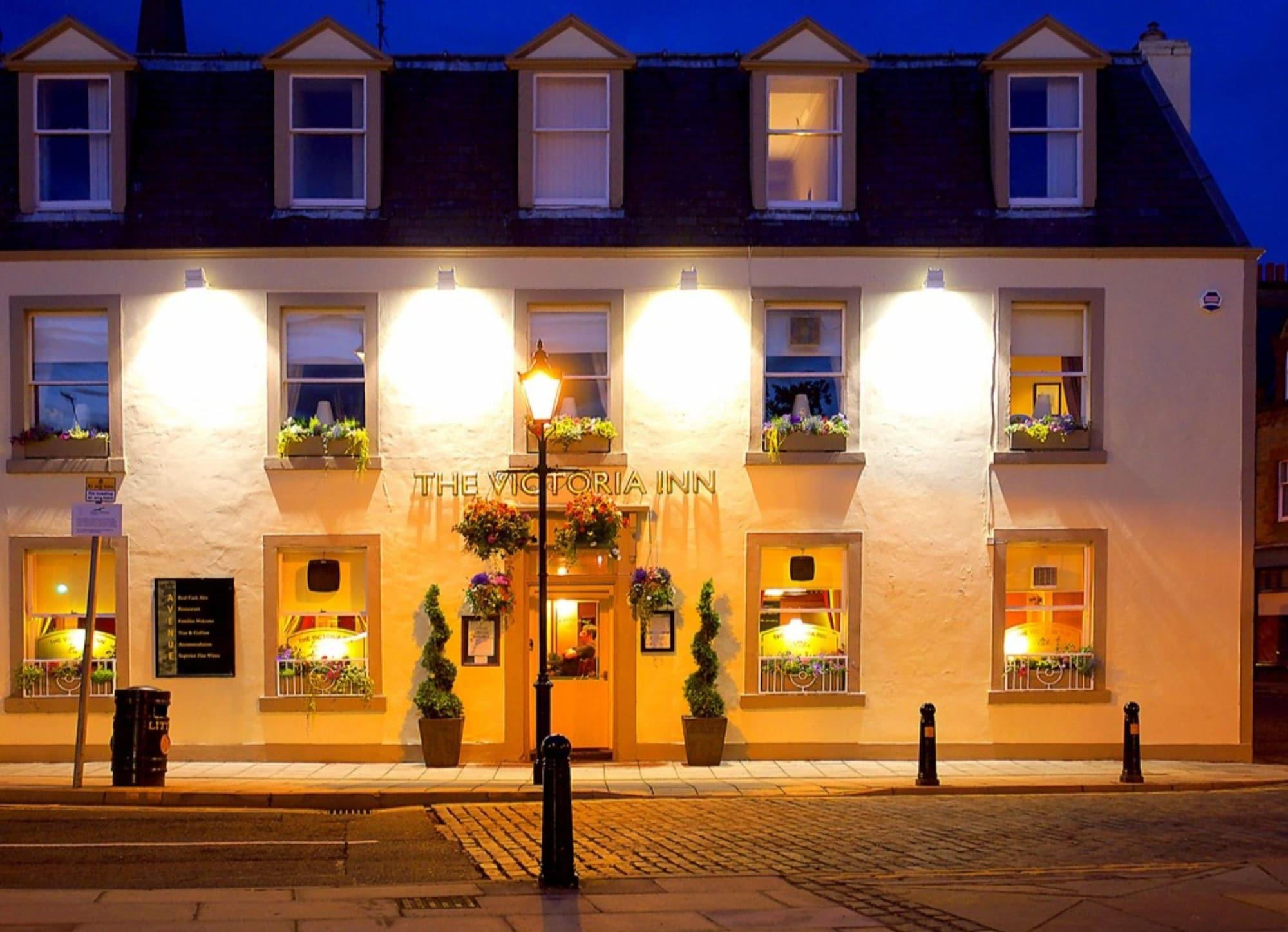 Vista Exterior The Avenue Restaurant at The Victoria Inn