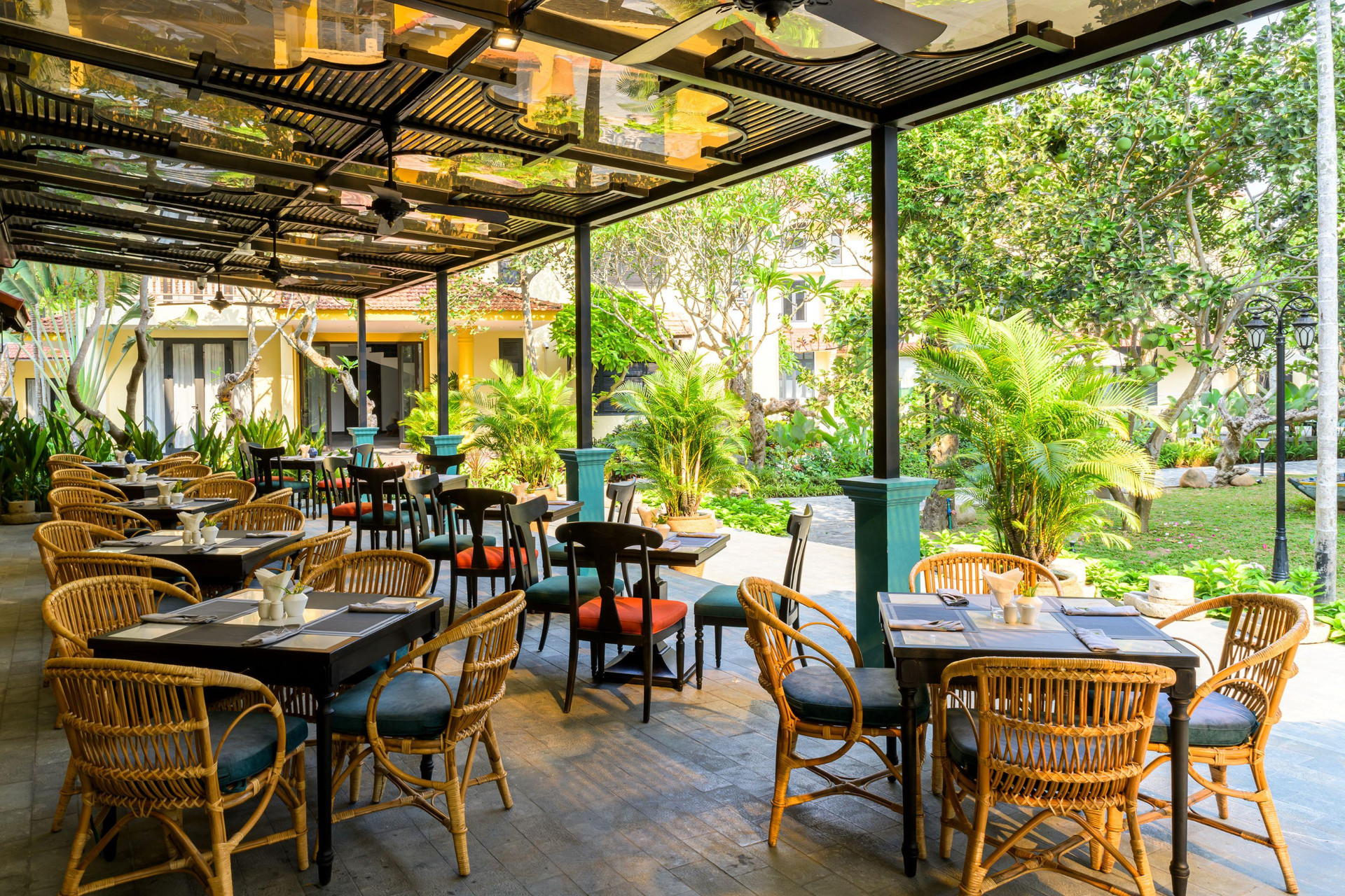 Restaurant Anmira Resort & Spa Hoi An by The Unlimited Collection