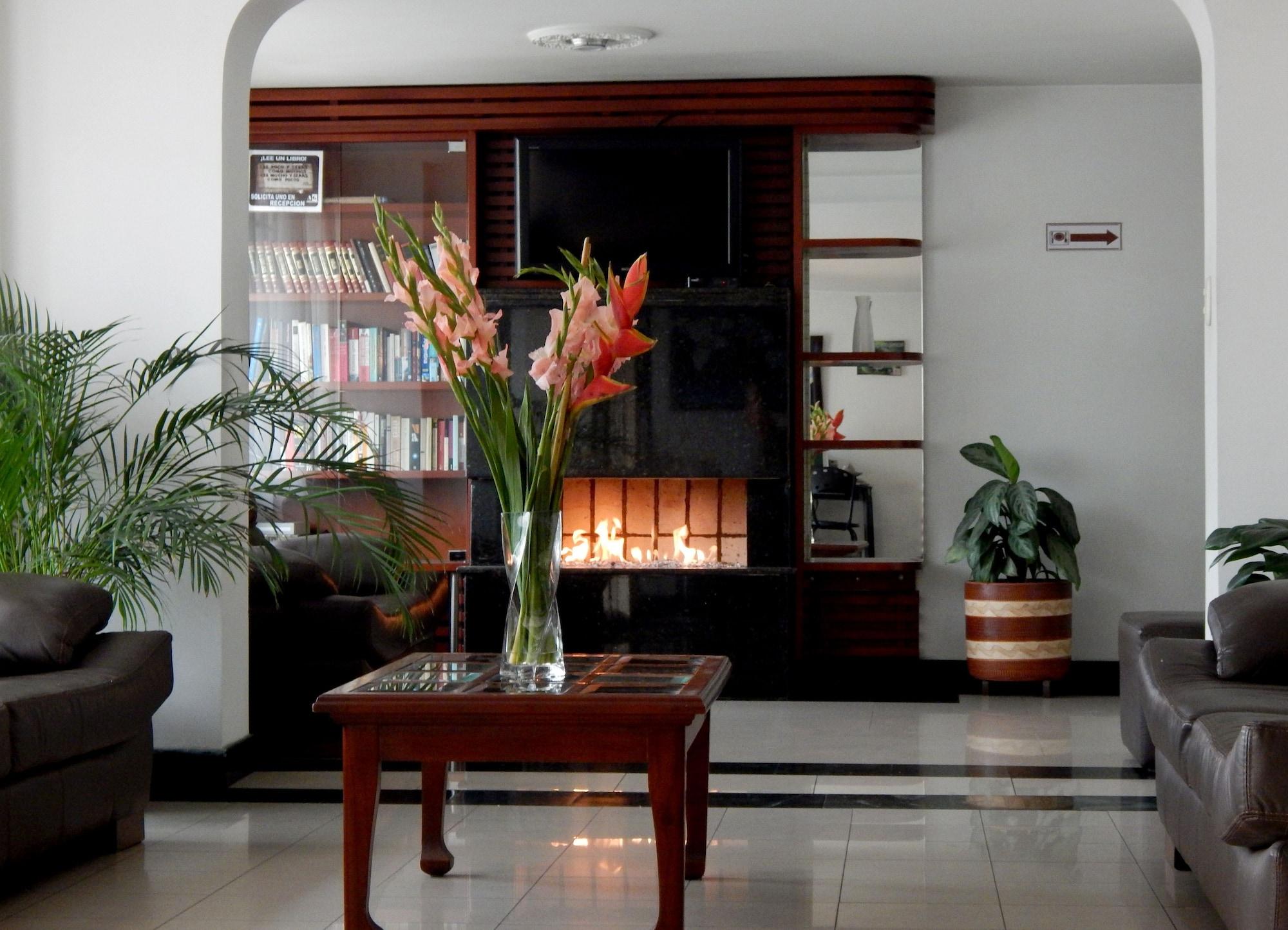 Vista Lobby Apartamentos Galerias 52