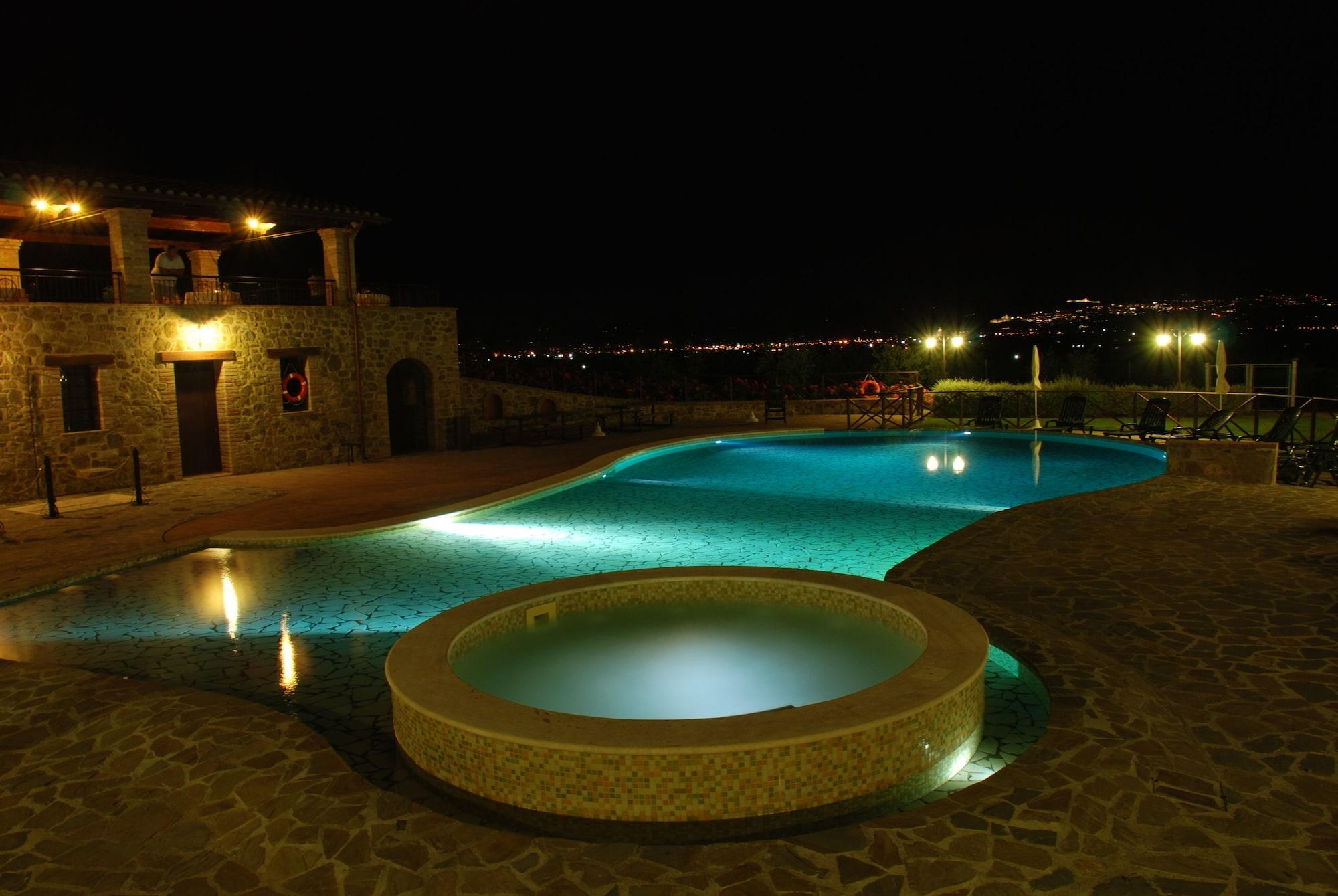 Vista Piscina Tenuta del Perugino
