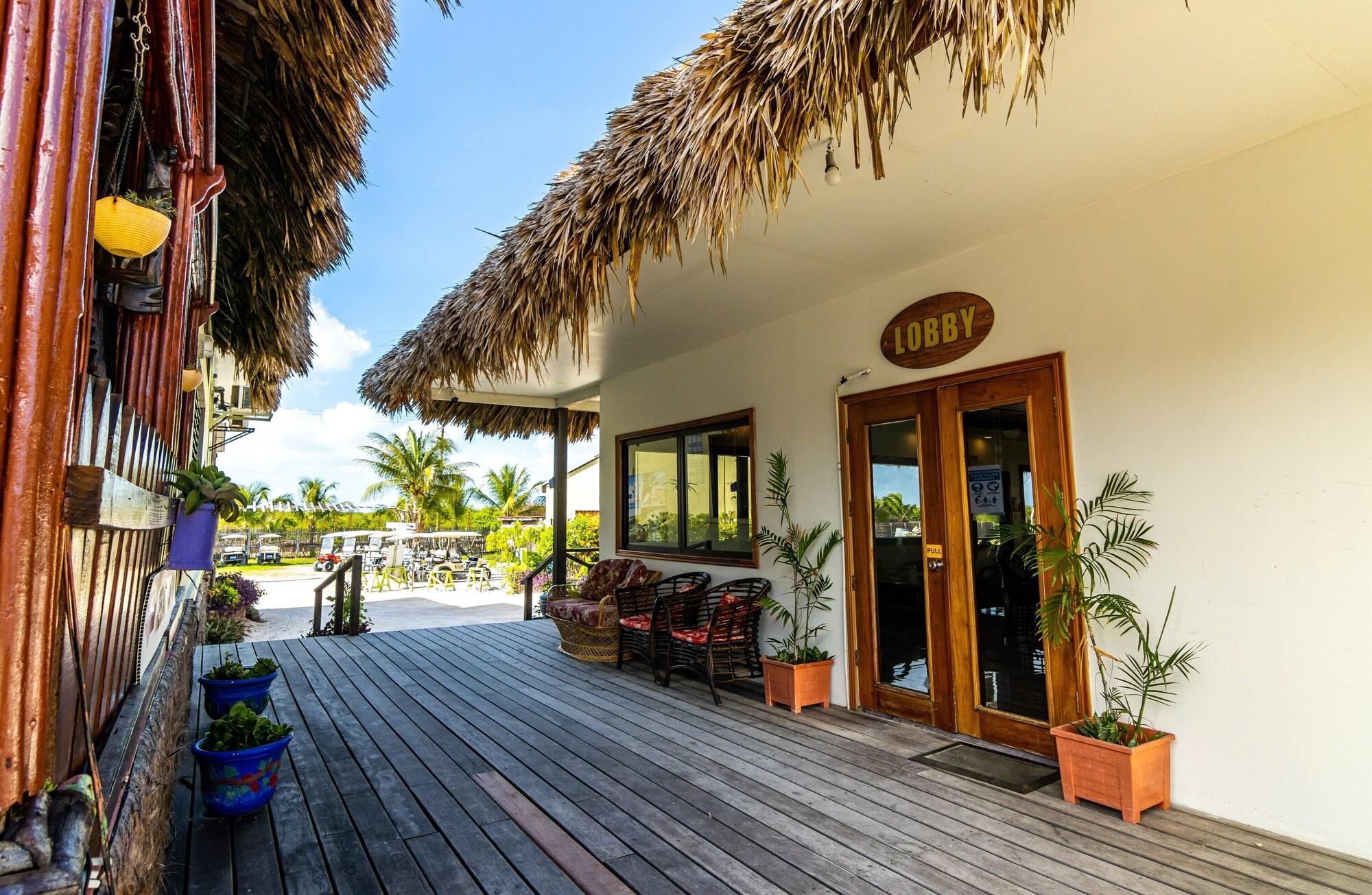 Vista Lobby Captain Morgan's Retreat