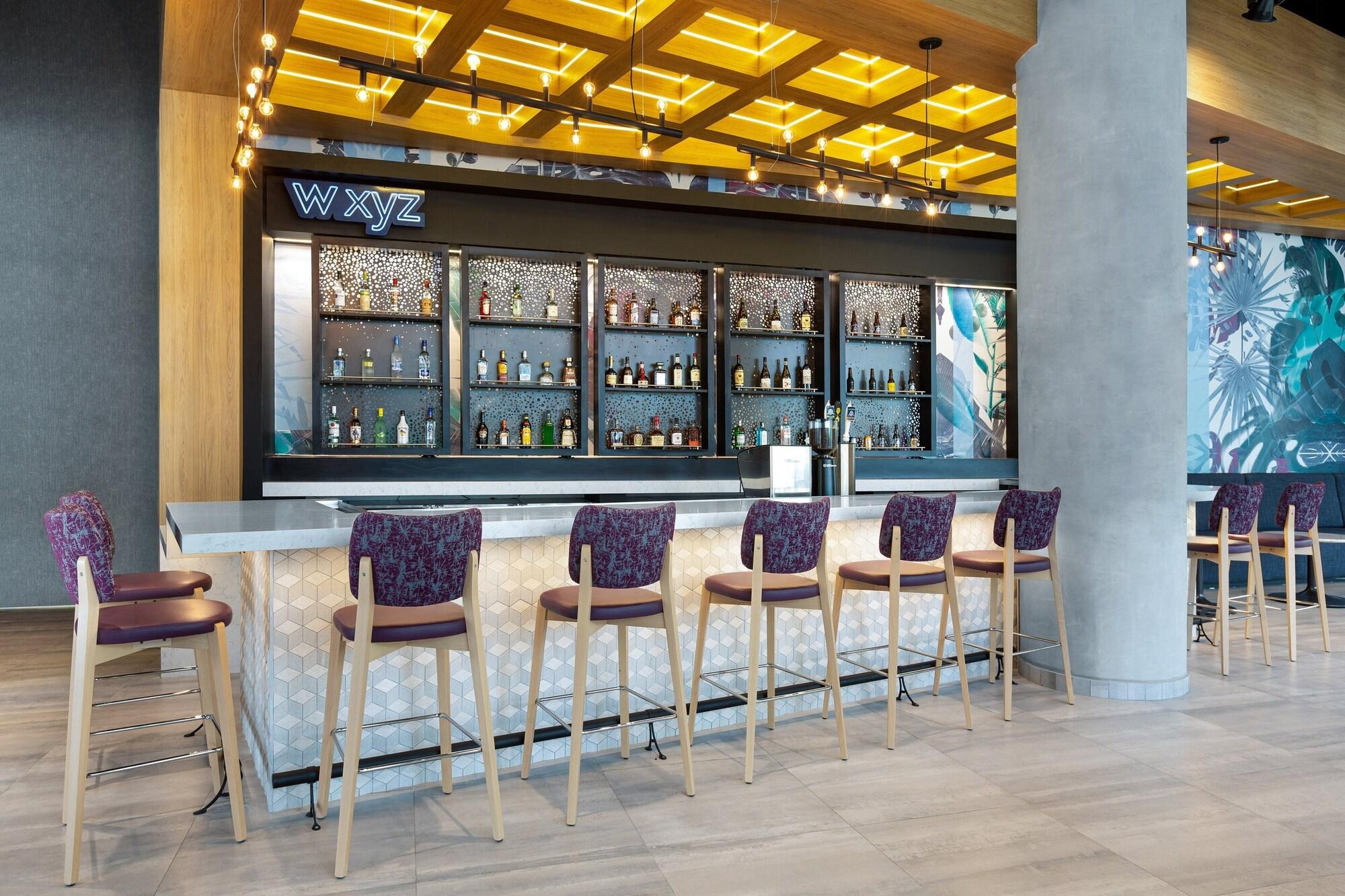 Restaurant Aloft San Juan