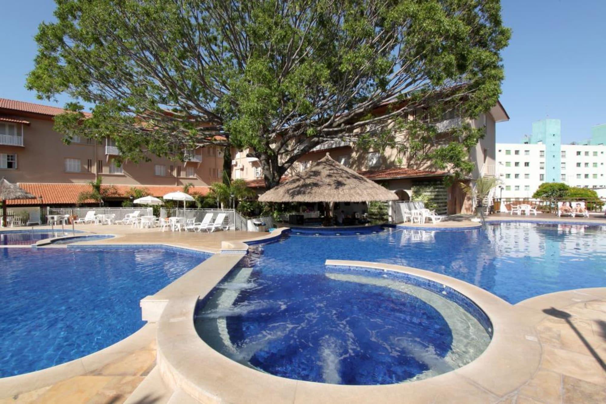 Vista Piscina Hotel Mantovani