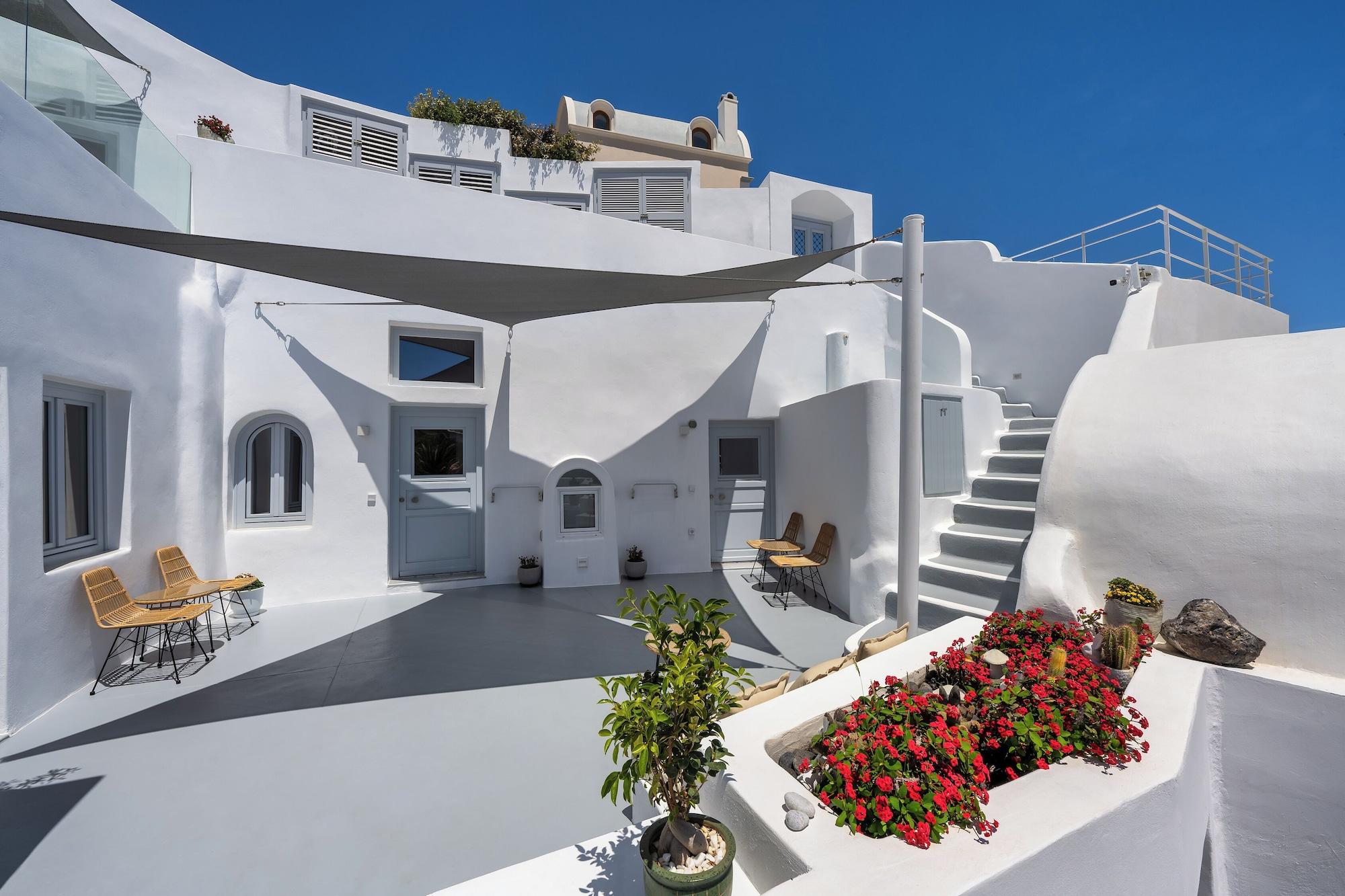 Vista Exterior Hill Suites