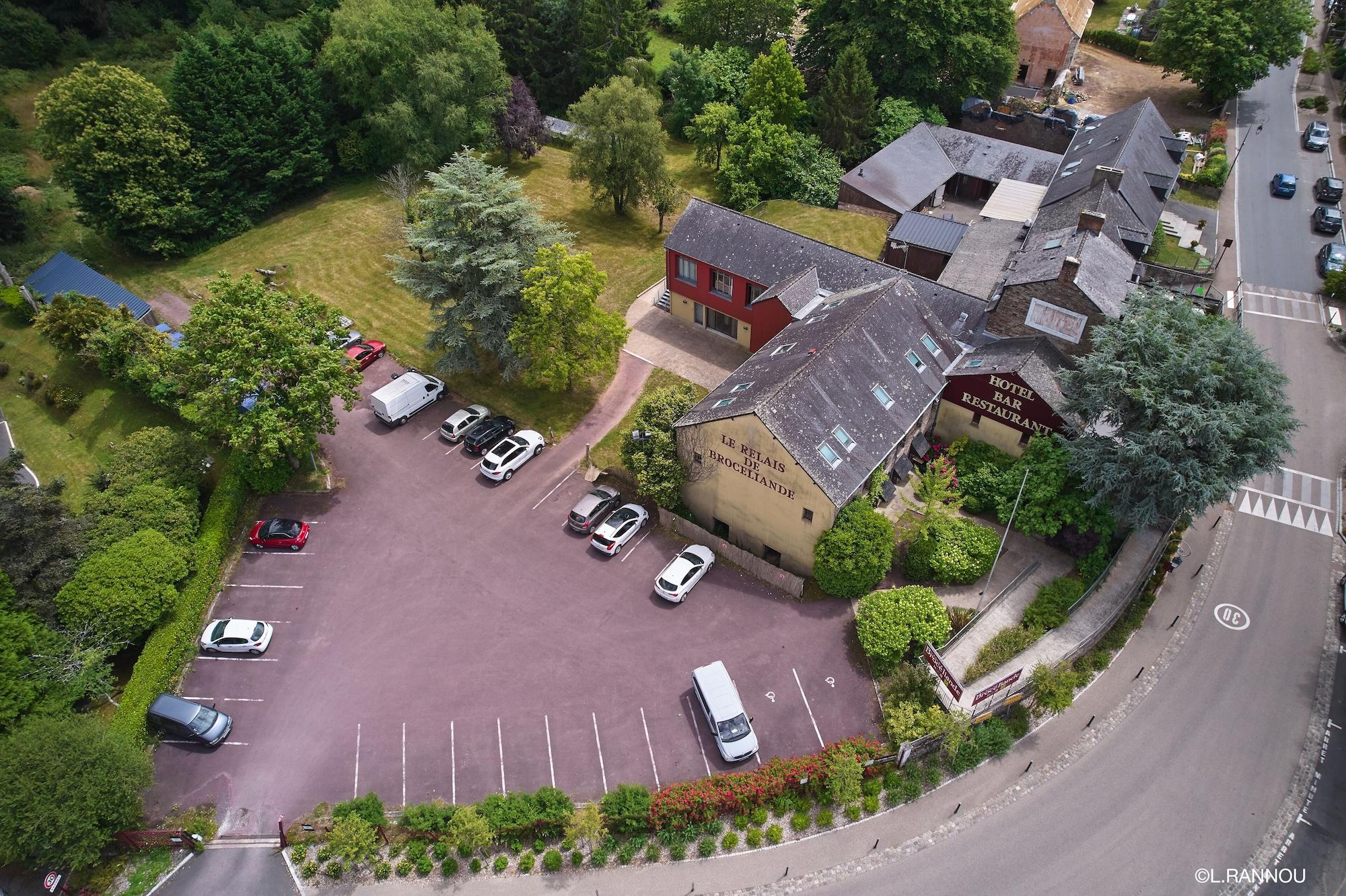 Vista Exterior Hotel Le Relais De Broceliande