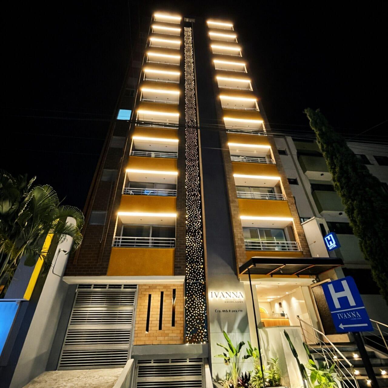 Vista Exterior Hotel Ivanna - Laureles