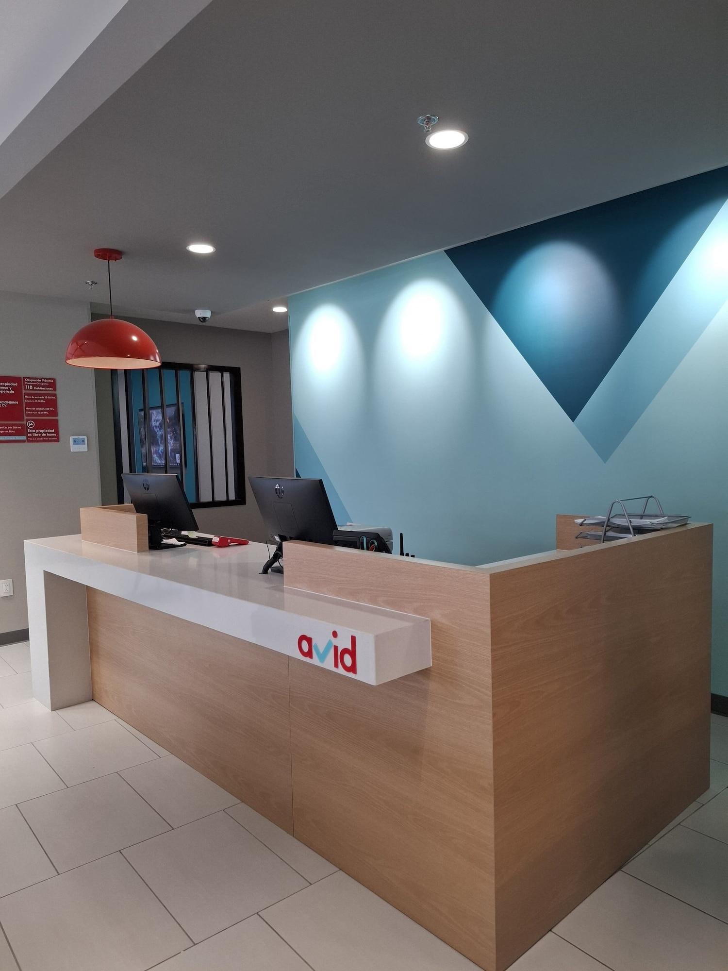 Vista Lobby avid hotel Queretaro Centro Sur by IHG