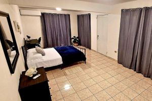 Renta temporal - Casa Poblado, located near tourist attractions