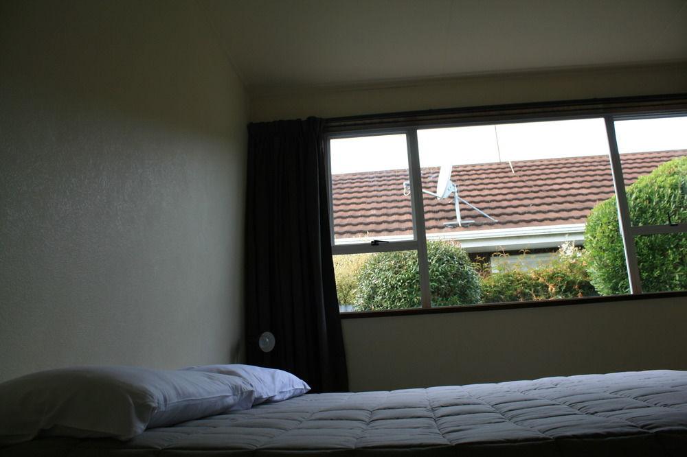 Arcadian Motel by null