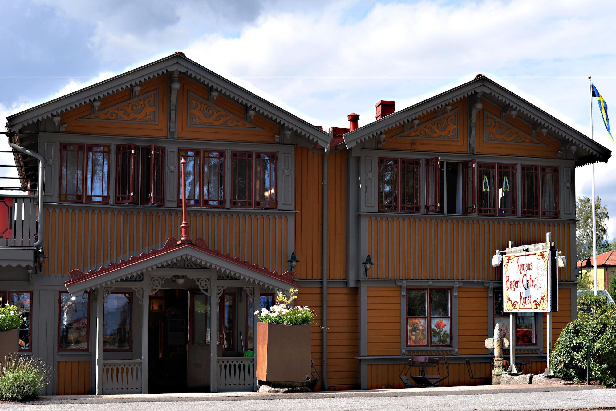 Varios Nymans Bed & Breakfast