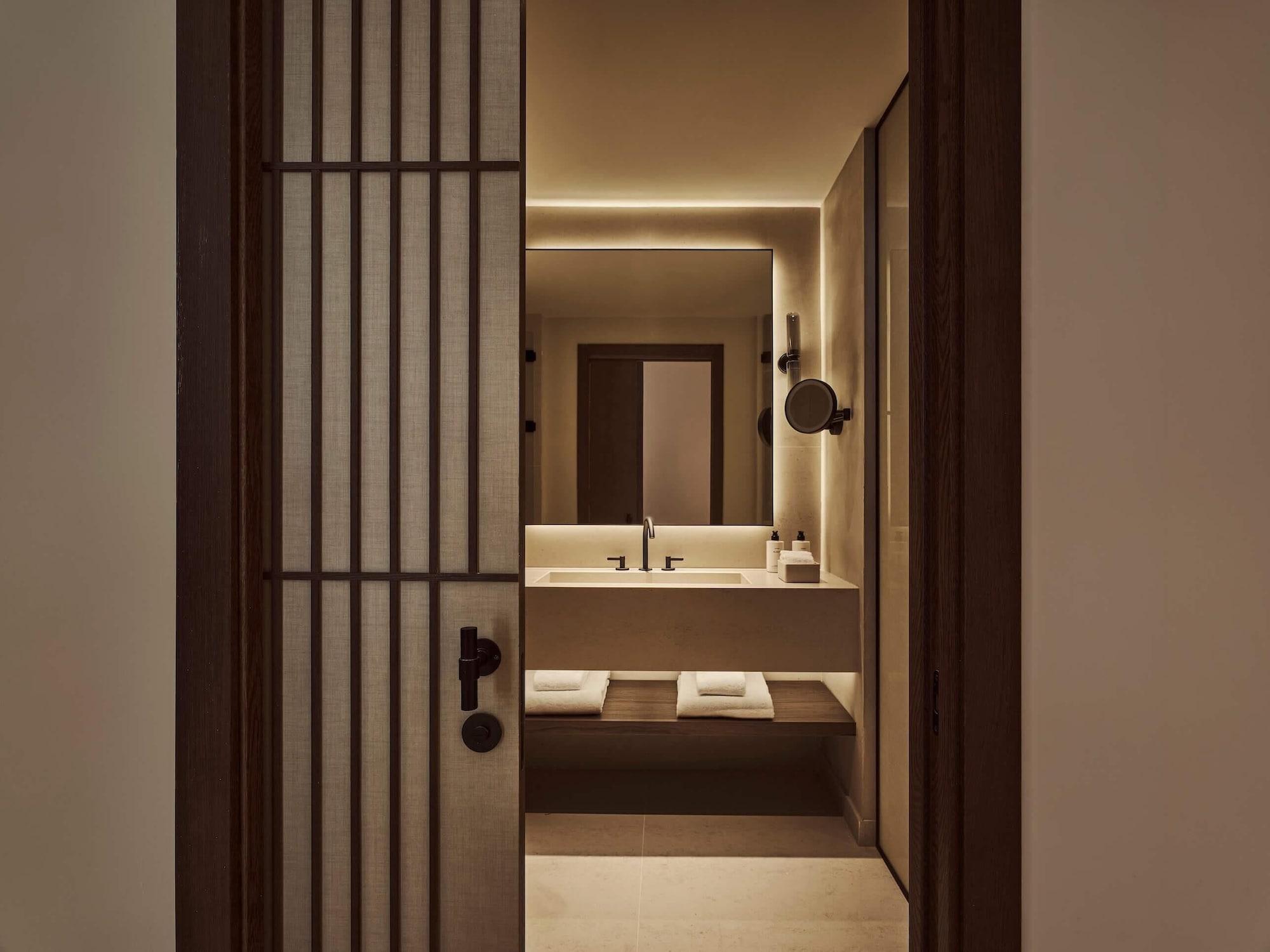 Equipamiento de Habitación Nobu Hotel Madrid