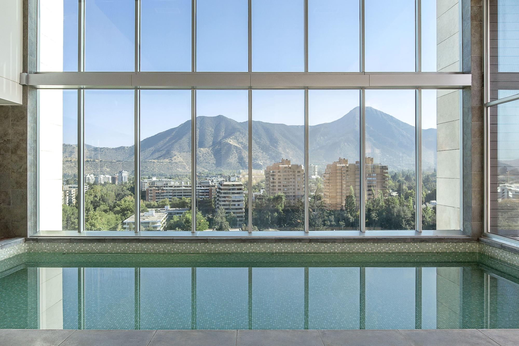 Vista Piscina Hyatt Place Santiago/Vitacura