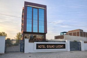 Alojamiento - Hotel grand Lucent