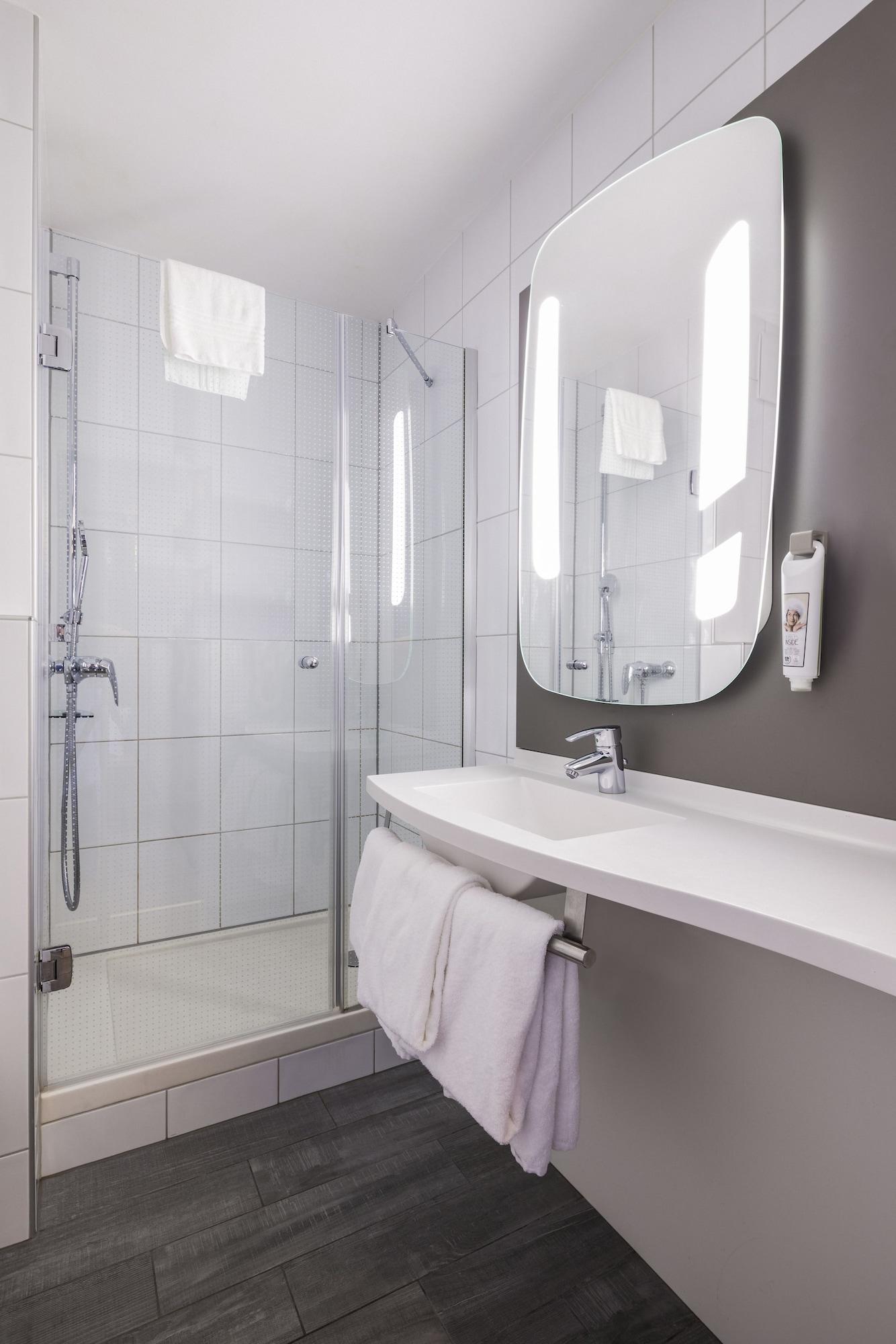 Equipamiento de Habitación ibis Zurich Messe-Airport