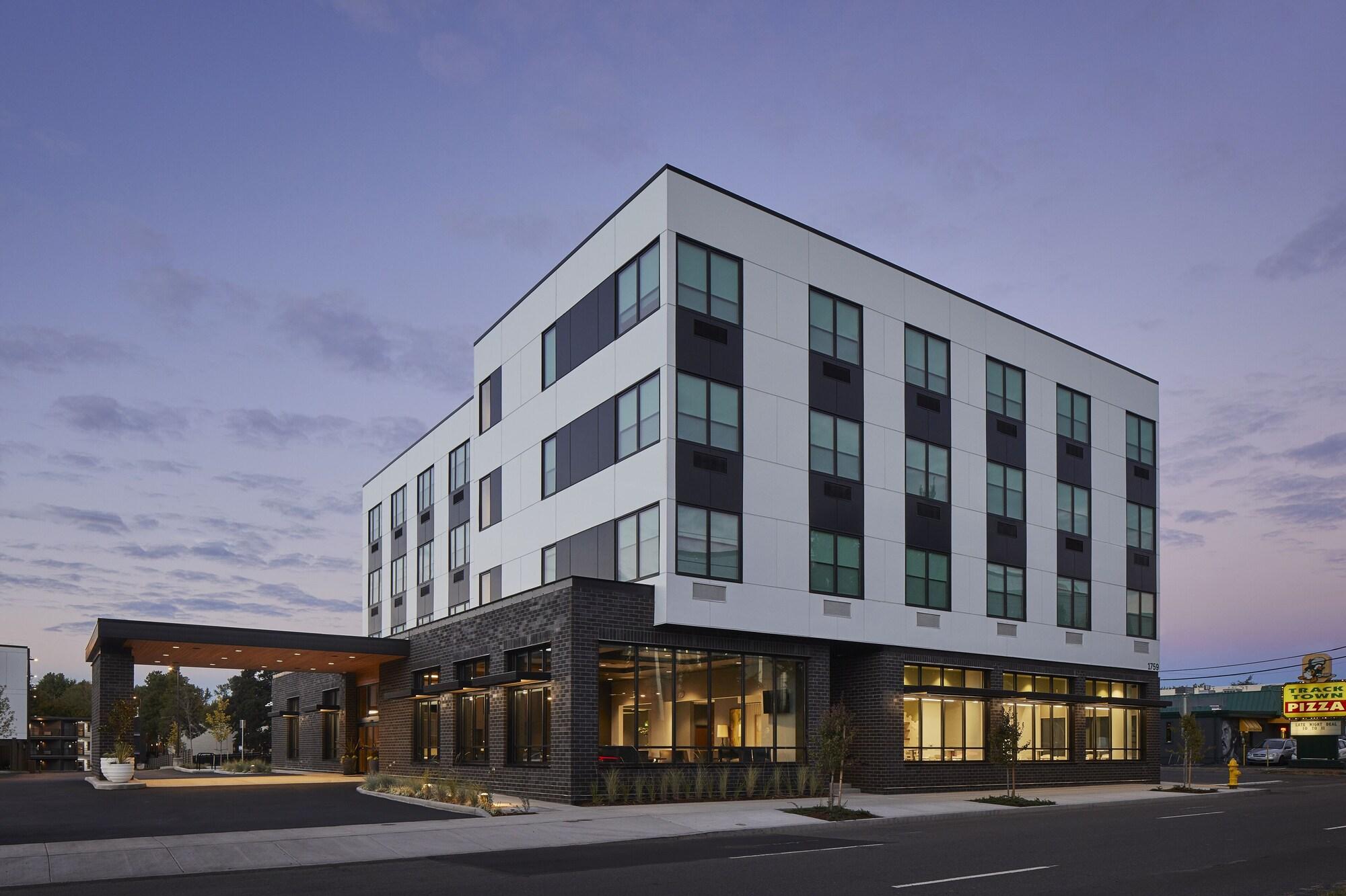 Vista Exterior Hayward Inn