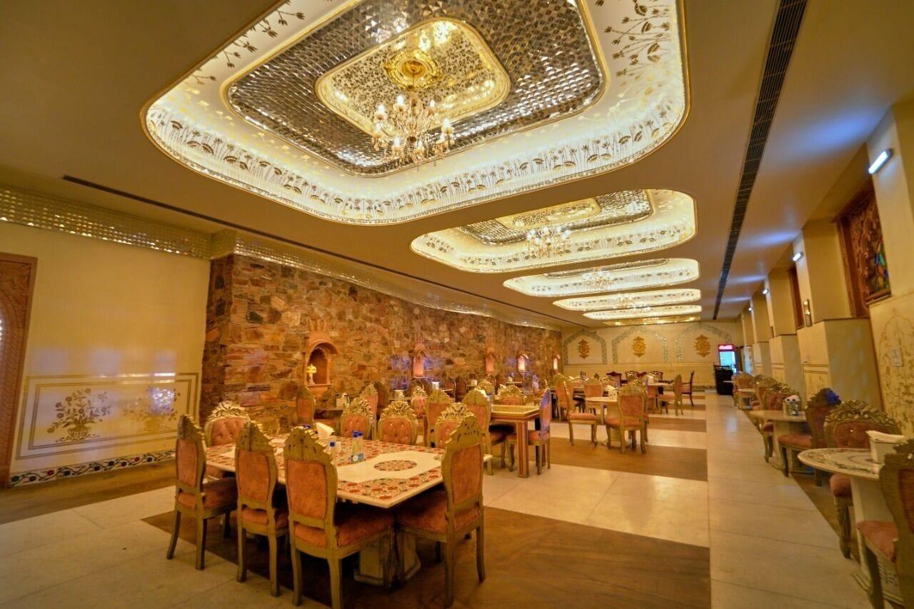 Restaurant Lohagarh Fort Resort
