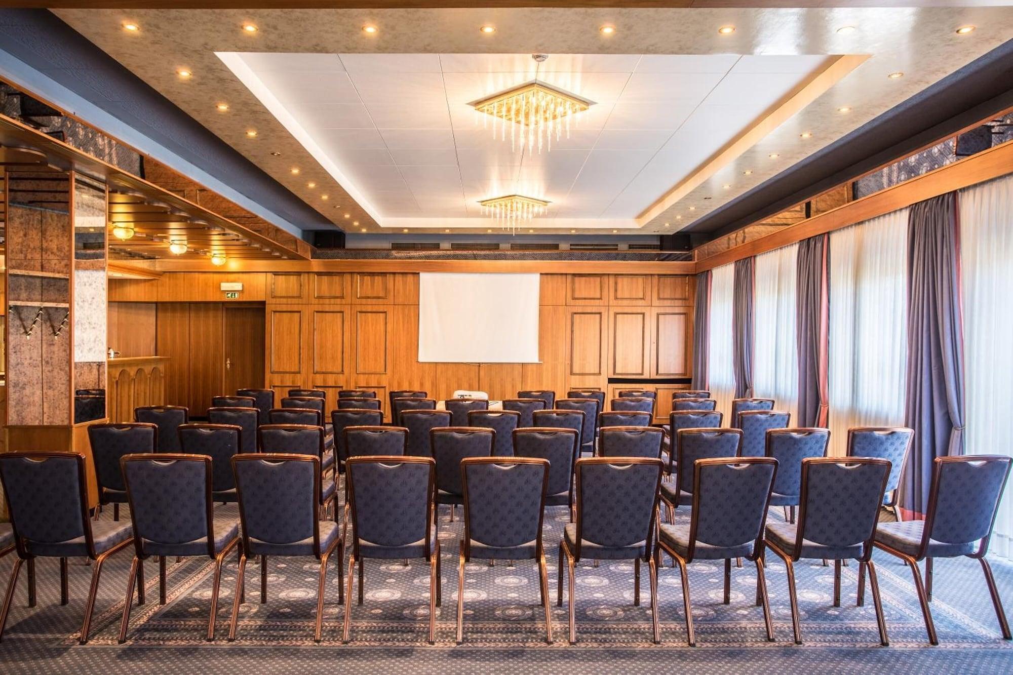 Sala de Reuniones Hotel Ambassador Bosten