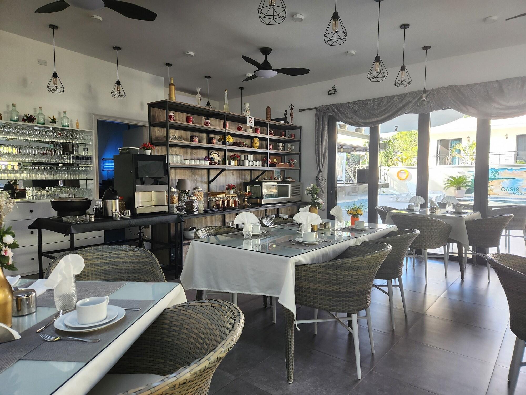 Restaurant Oasis-Dream Holidays - La Petite France