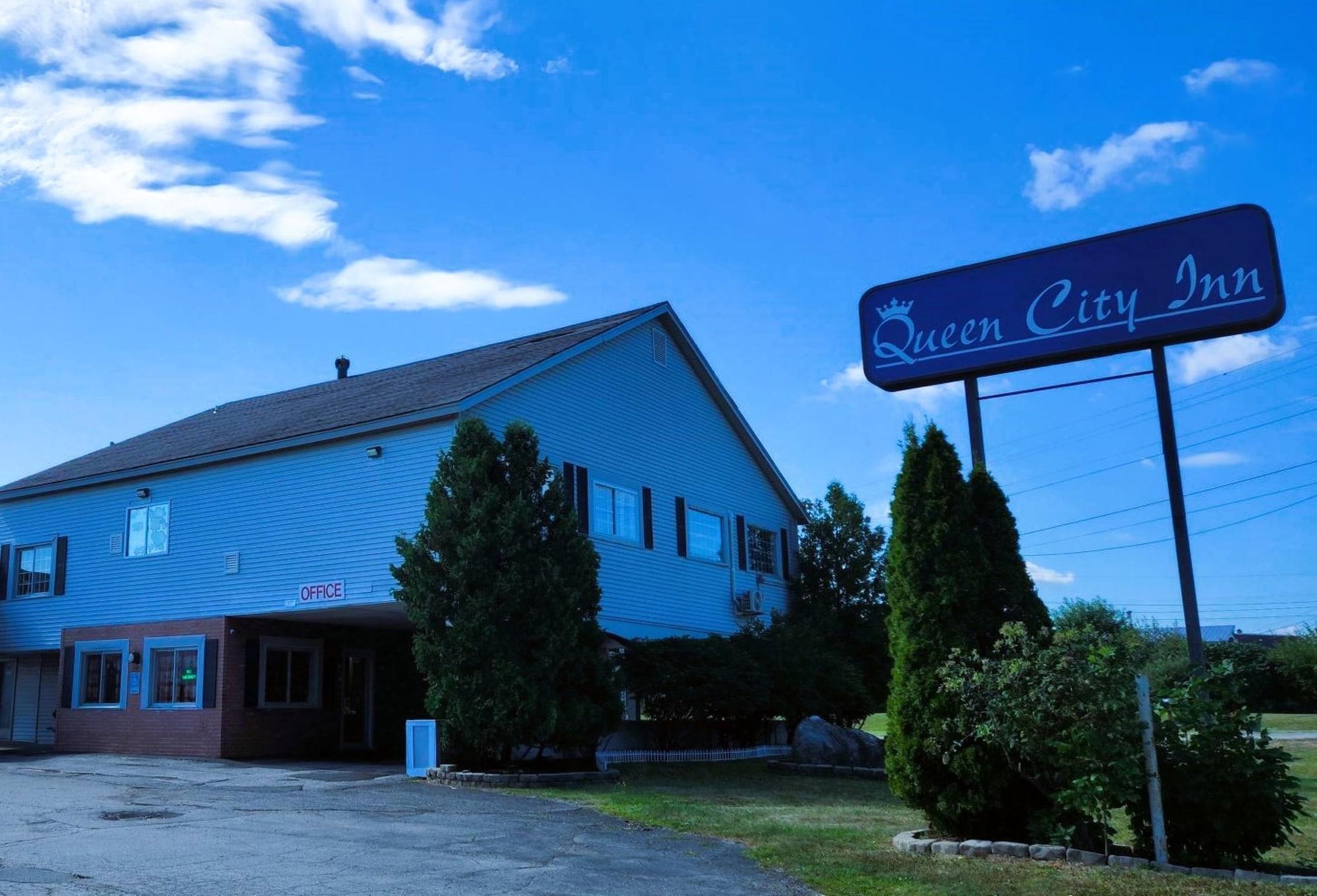 Varios Queen City Inn
