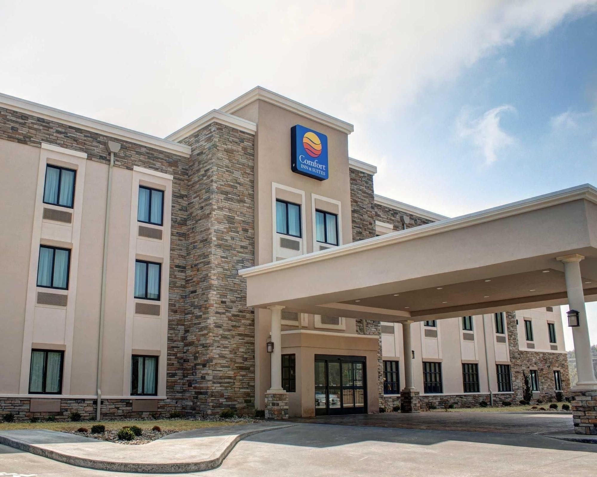 Vista Exterior Comfort Inn & Suites