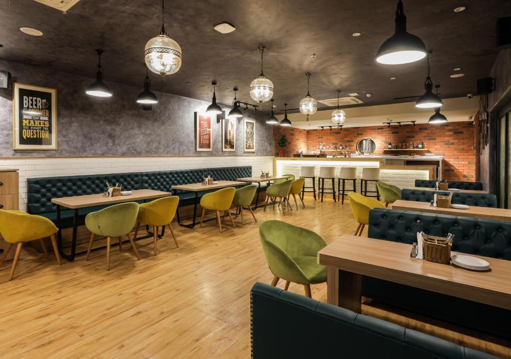 Restaurant Bloom Hotel - Jalandhar