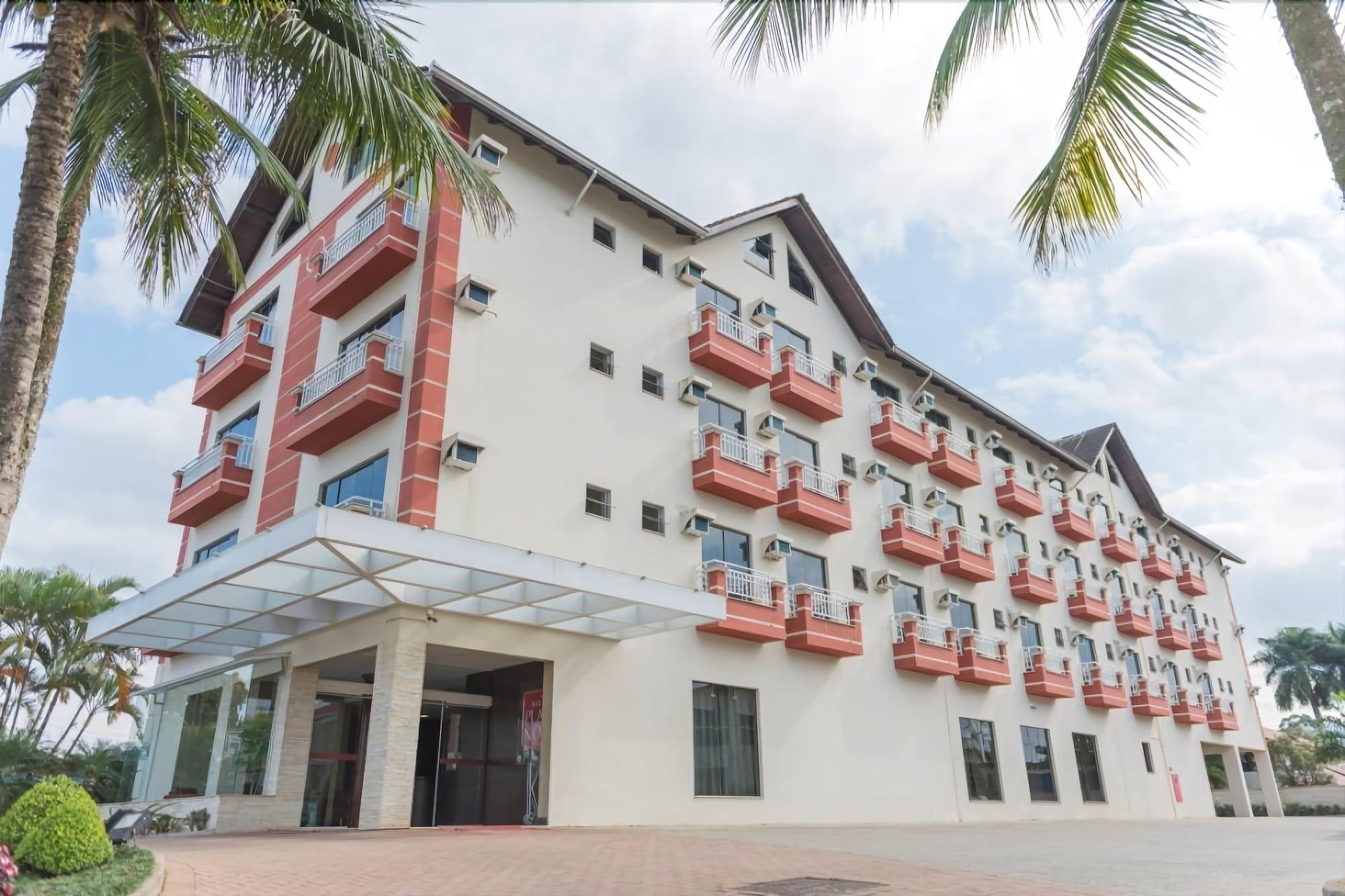 Vista Exterior Hotel Plaza Norte