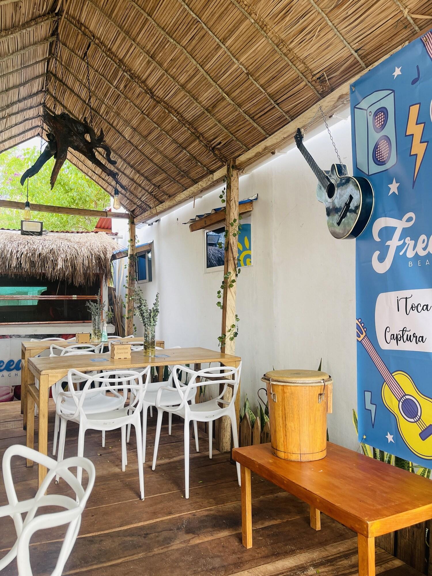 Restaurant Freedom Beach Hotel