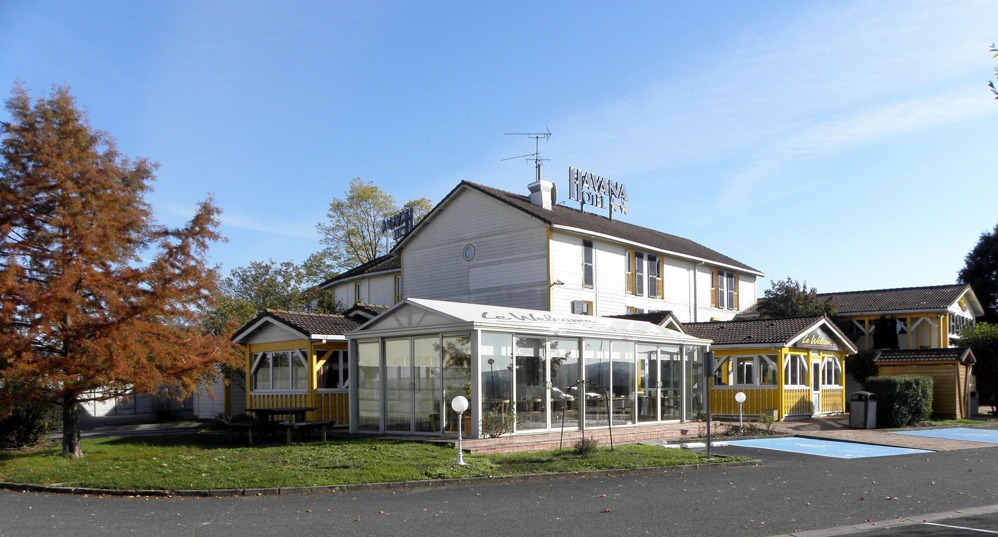 Vista Exterior Havana Hôtel
