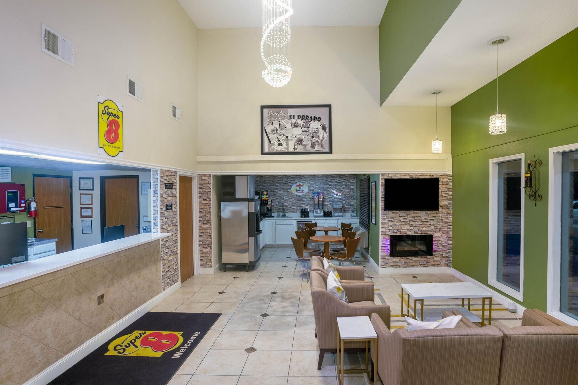 Vista Lobby Super 8 by Wyndham El Dorado