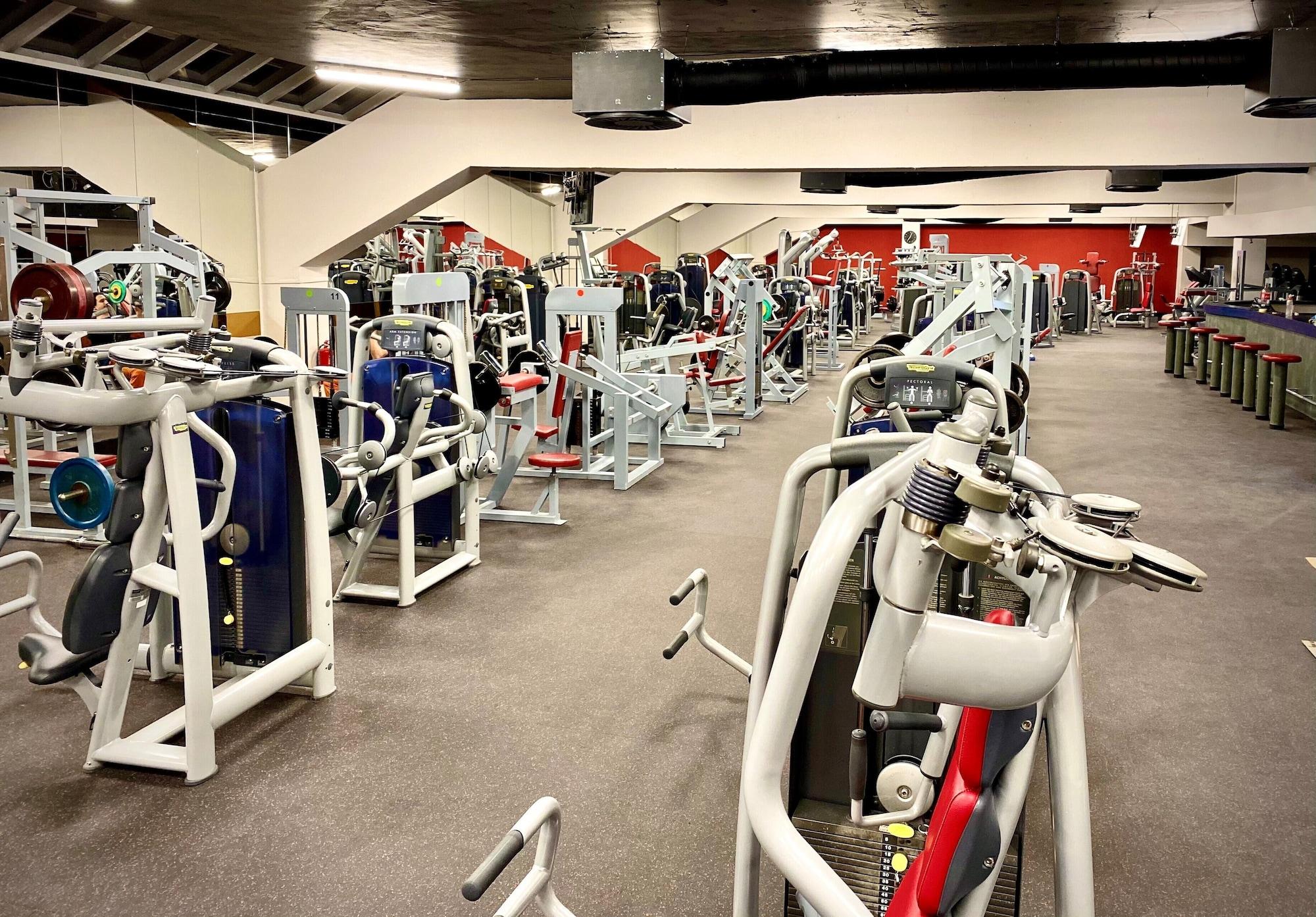 Gimnasio Cosmopolitan Bobycentrum – Czech Leading Hotels