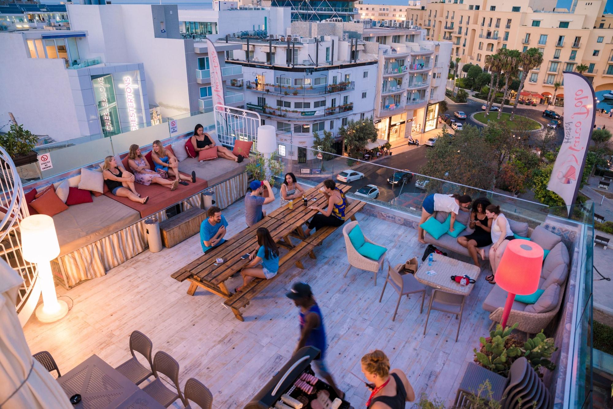 Varios Marco Polo Malta Hostel