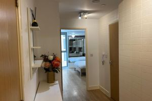 Alquiler Vacacional - 1-bed Apt, Sleeps 4, Central To Shops & Transport